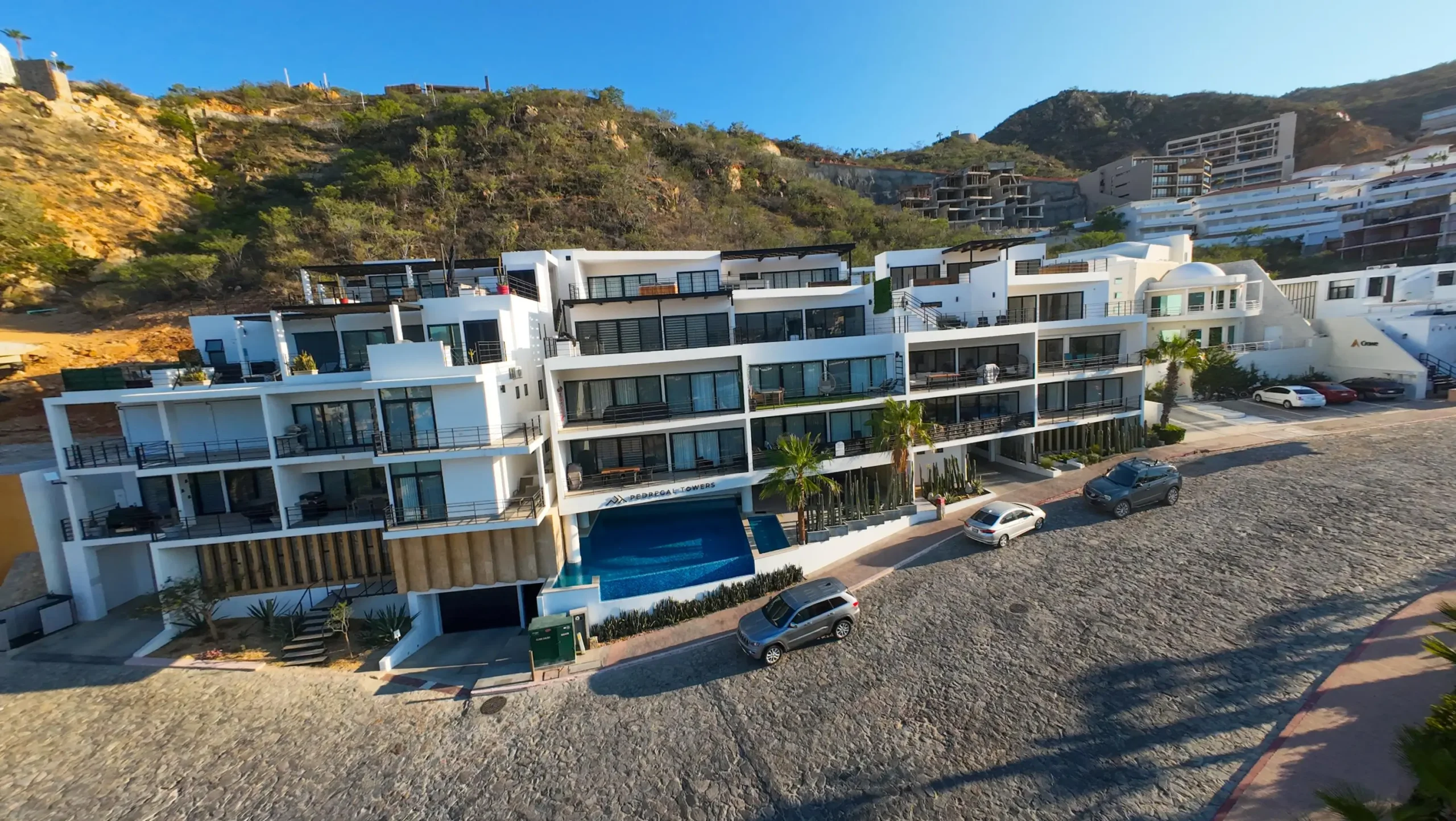 Modern Homes in Cabo San Lucas Condos