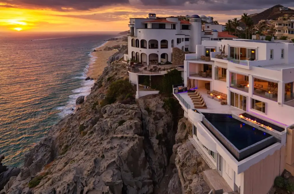 Beachfront Real Estate in Cabo San Lucas