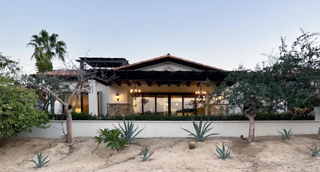 Luxurious Live with Cabo Real Estate